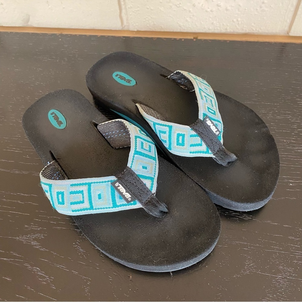 Teva Mush II Sandals Womens 6.5 Teal Comfort Thong Flip Flop Lightweight Beach